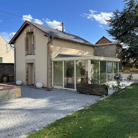 De Charme Avec Piscine Chauffee, Et Parc Prive - Ideal Pour Decouvrir La Region Bourbonnaise - Fr-1-489-236 Montmarault